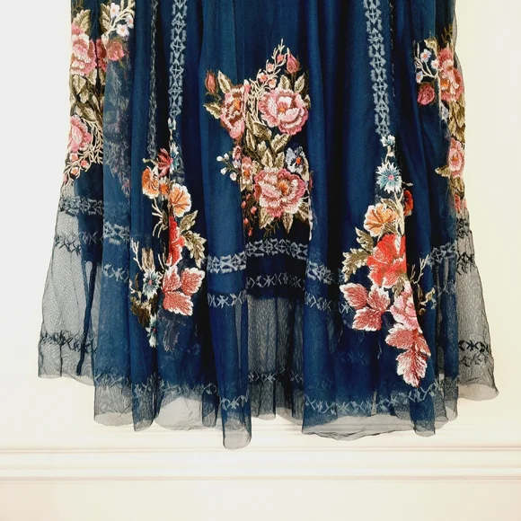 Sundance Poetry Embroidered Midi Skirt Medium NWT - Picture 4 of 8